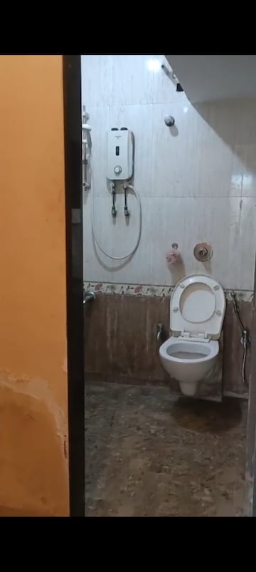 Bathroom in 3 BHK Apartment at Sagar Avenue, Santacruz East – for Rent