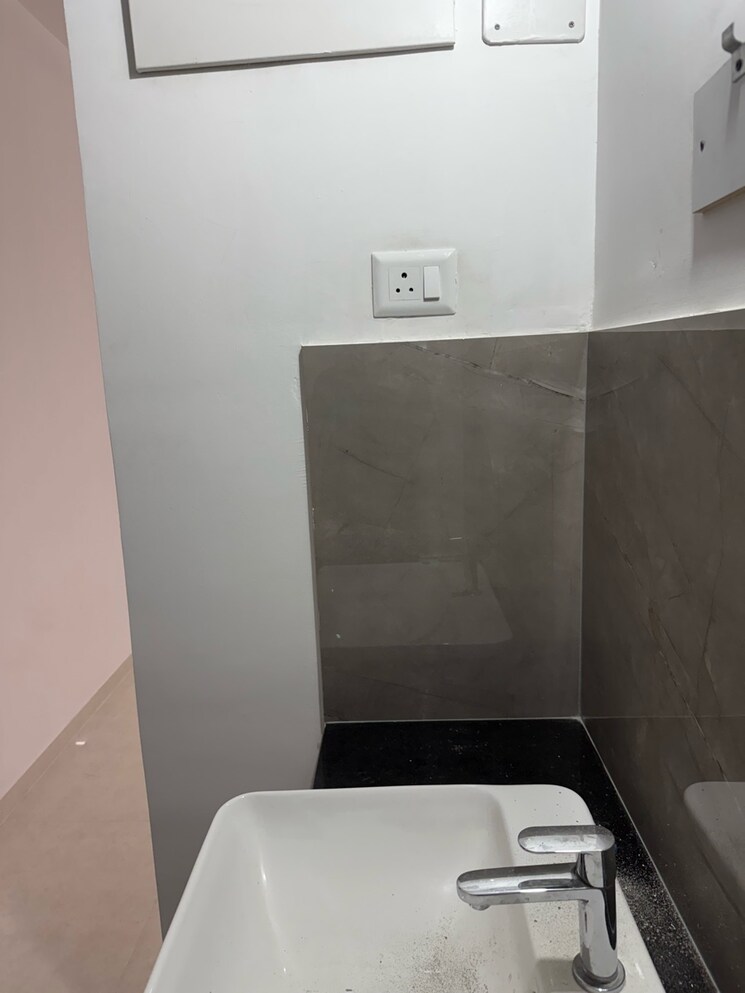 Bathroom, pride-world-city-wellington 3 Bedroom 1156 Sq.Ft. Apartment In Charholi Budruk Pune 8858219