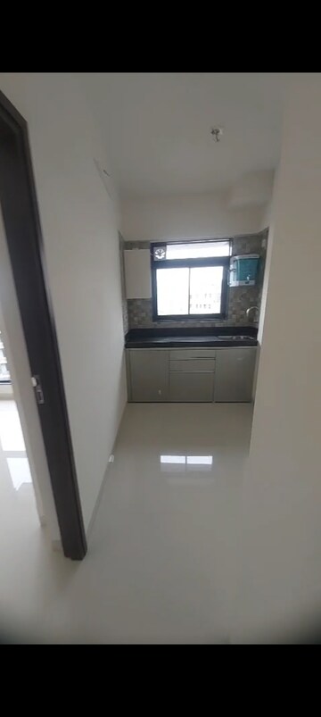 Master Bedroom in 1.5 BHK Apartment at Kurla East – for Rent