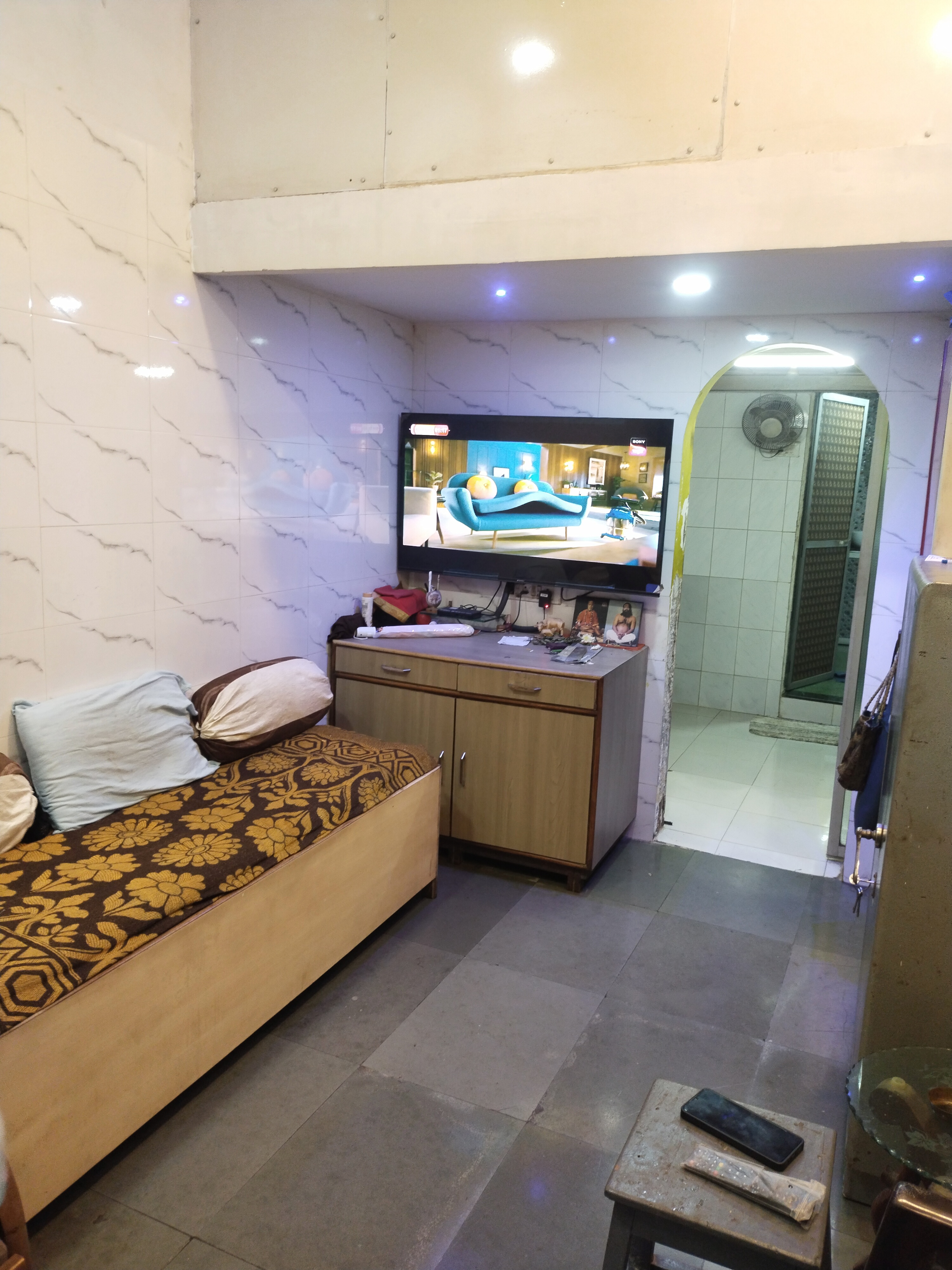 1 Rk+ Study Room Villa For Rent in Kurla Kamgar Tower 1