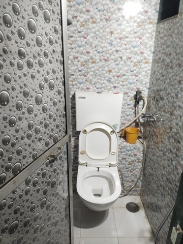Bathroom in 1 RK Villa at Kurla Kamgar Tower 1, Kurla East – for Rent