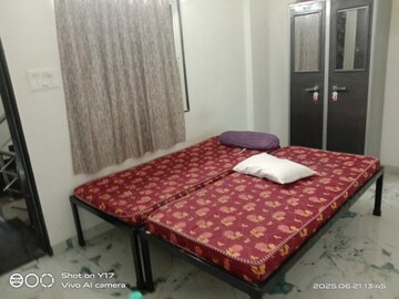 Room in  Pg at Gokhalenagar – for Rent