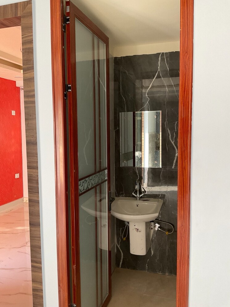 Other, sector 49 3 Bedroom 1200 Sq.Ft. Builder Floor In Sector 49 Noida 8858262