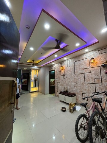 Master Bedroom in 3 BHK Apartment at Amrapali Golf Homes, Sector 4 Greater Noida – for Rent