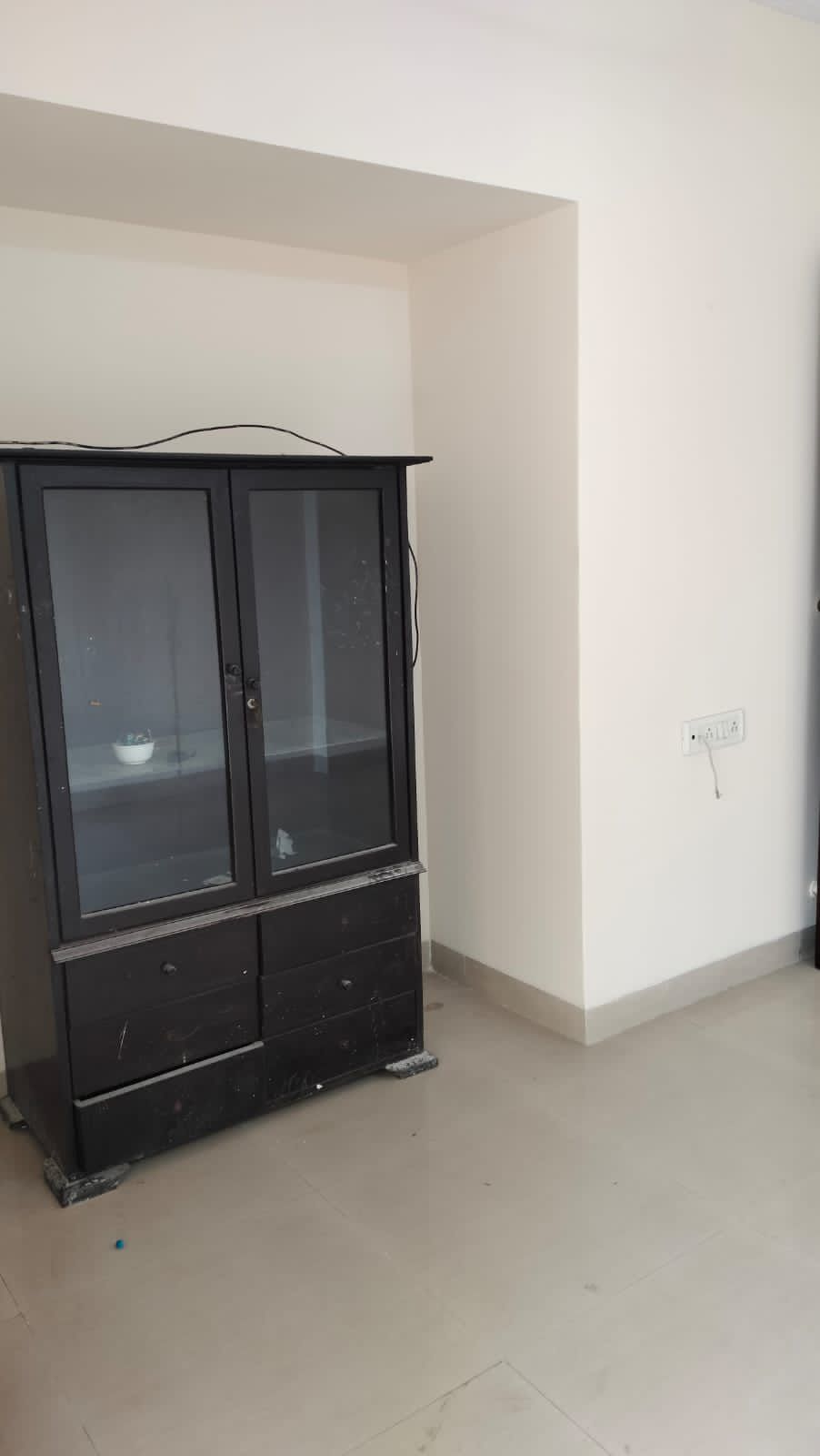 1 BHK + Extra Room Apartment For Rent in Raunak Bliss