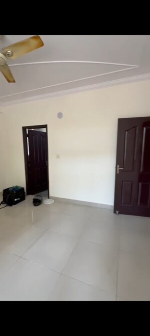 Room in 3 BHK Apartment at Jnc Princess Park, Ahinsa Khand 2 – for Sale