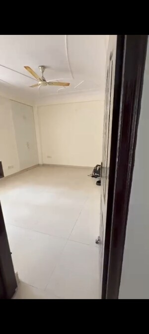 Room in 3 BHK Apartment at Jnc Princess Park, Ahinsa Khand 2 – for Sale