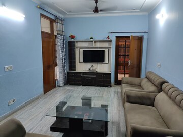 Living Room in 2 BHK Apartment at Khurla Kingra – for Rent