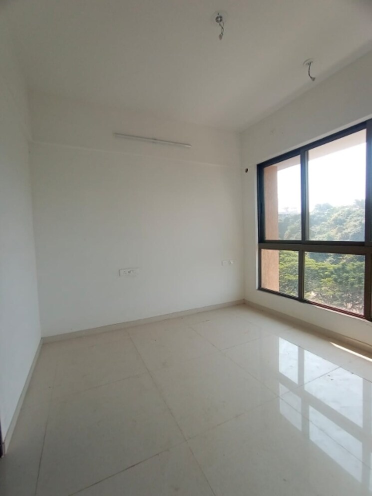 Room, kolte-patil-vaayu 1 Bedroom 442 Sq.Ft. Apartment In Dahisar West Mumbai 8858425