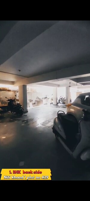 Parking in 1 BHK Builder Floor at Indrapuram – for Sale