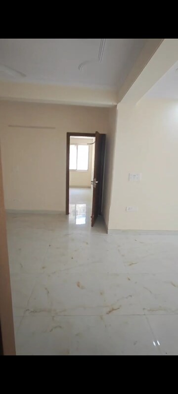 Room in 2 BHK Builder Floor at Saket – for Rent