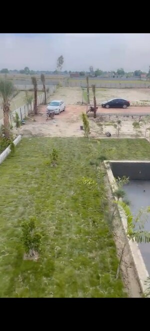  Plot – Garden View at Gaur Aerocity, Gaur Yamuna City - for Sale