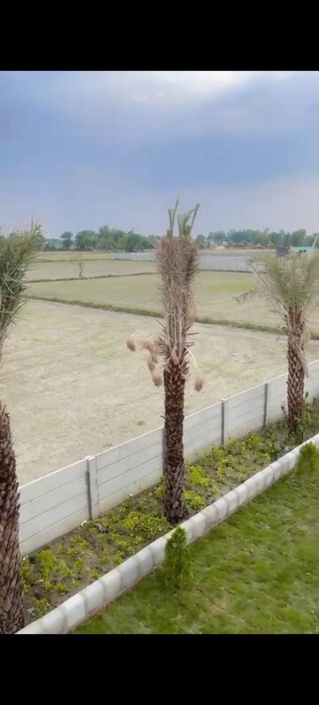  Plot – Garden View at Gaur Aerocity, Gaur Yamuna City - for Sale