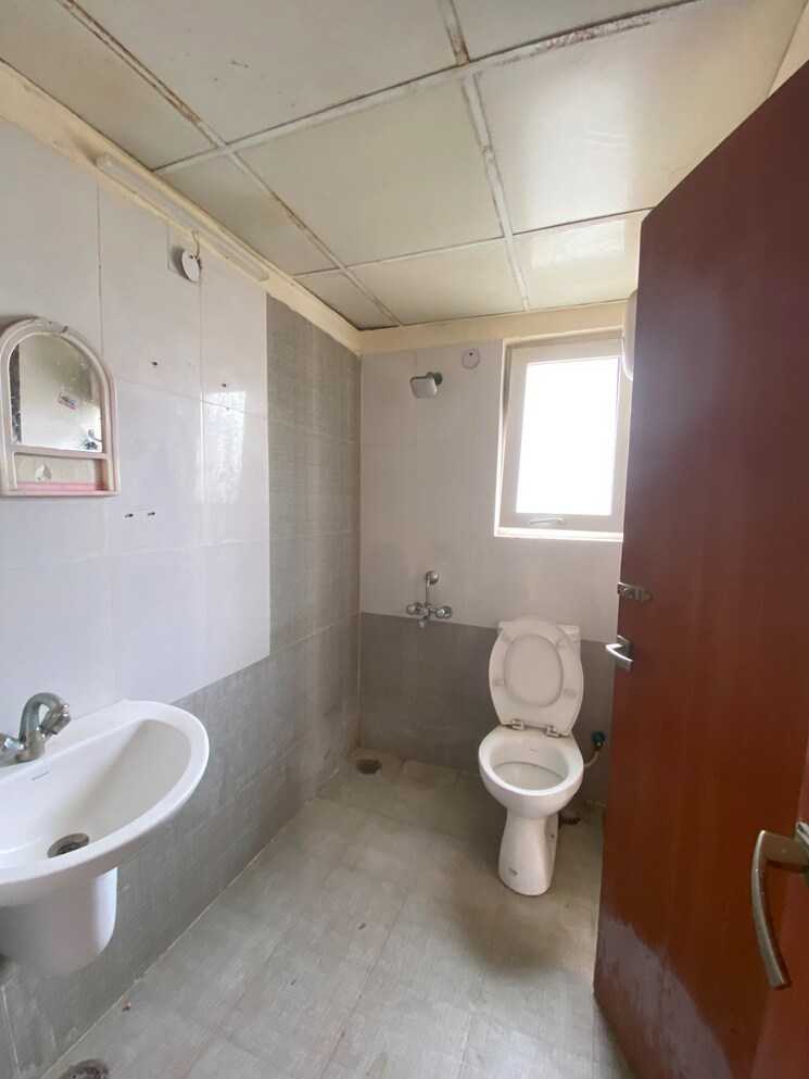 Bathroom, urbtech-xaviers 2 Bedroom 959 Sq.Ft. Apartment In Sector 168 Noida 8858410