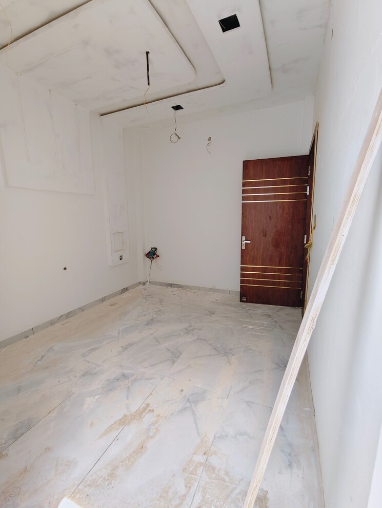 Room, kursi road 3 Bedroom 1600 Sq.Ft. Independent House In Kursi Road Lucknow 8858460