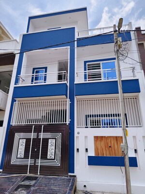 3 BHK Independent House For Sale in Kursi Road
