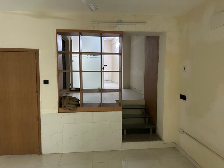 Other, hauz khas Commercial Office Space 1250 Sq.Ft. In Hauz Khas Delhi 8858459