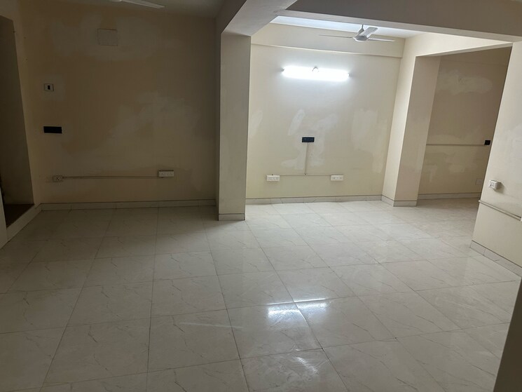 Team Area, hauz khas Commercial Office Space 1250 Sq.Ft. In Hauz Khas Delhi 8858459