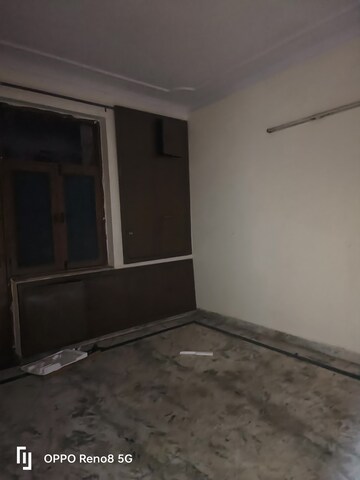 Master Bedroom in 2 BHK Independent House at Sector 23 – for Rent