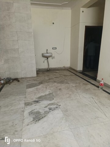 Master Bedroom in 2 BHK Independent House at Sector 23 – for Rent