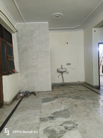 Master Bedroom in 2 BHK Independent House at Sector 23 – for Rent