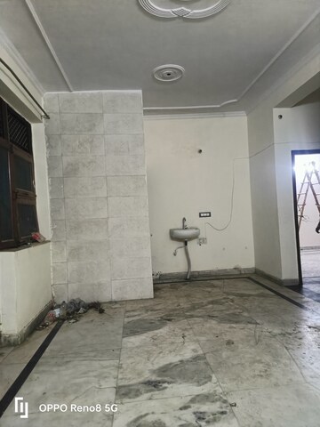 Master Bedroom in 2 BHK Independent House at Sector 23 – for Rent