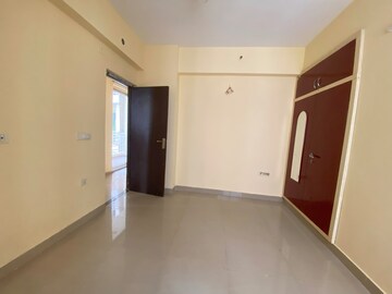 Room in 2.5 BHK Apartment at Urbtech Xaviers, Sector 168 – for Sale