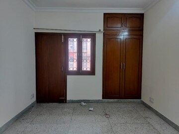 Master Bedroom in 3 BHK Apartment at Sarita Vihar – for Rent