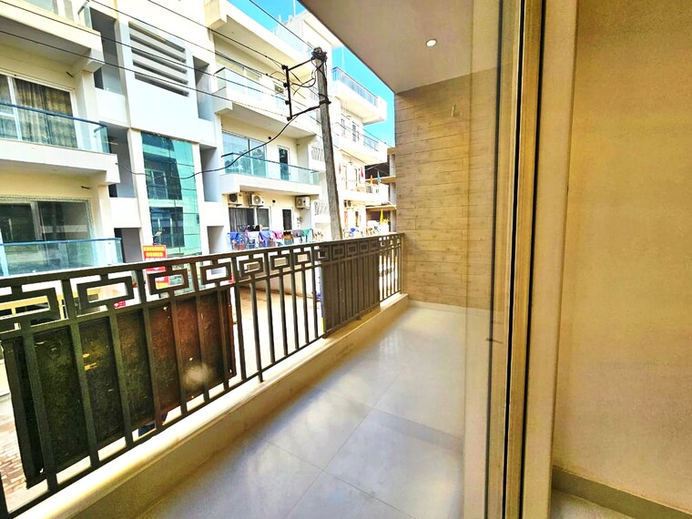 Balcony, sector 20 3 Bedroom 1560 Sq.Ft. Apartment In Sector 20 Panchkula 8858486