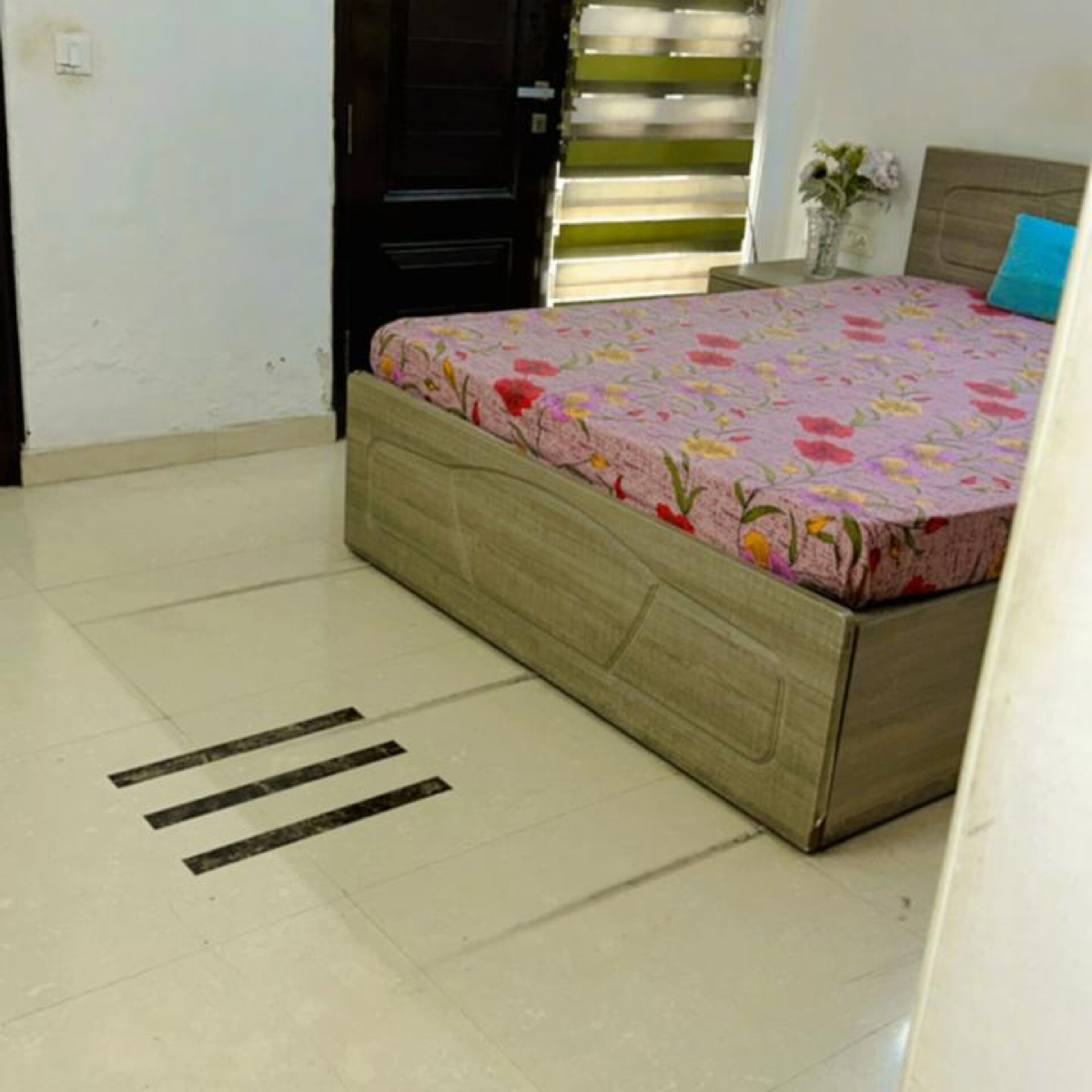 3 BHK + Extra Room Builder Floor For Rent in Boutique Residential Apartments C-220
