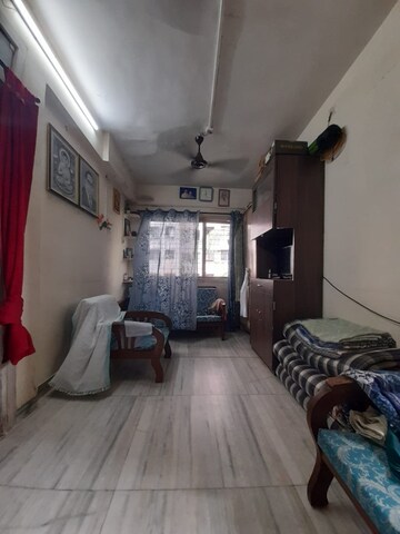 Living Room in 1 RK Apartment at Chaitali CHS Bandra, Bandra East – for Sale