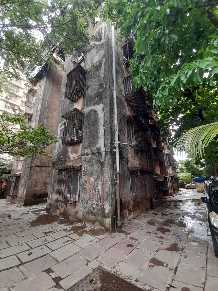 Exterior View, chaitali-chs-bandra 1 RK 350 Sq.Ft. Apartment In Bandra East Mumbai 8858517