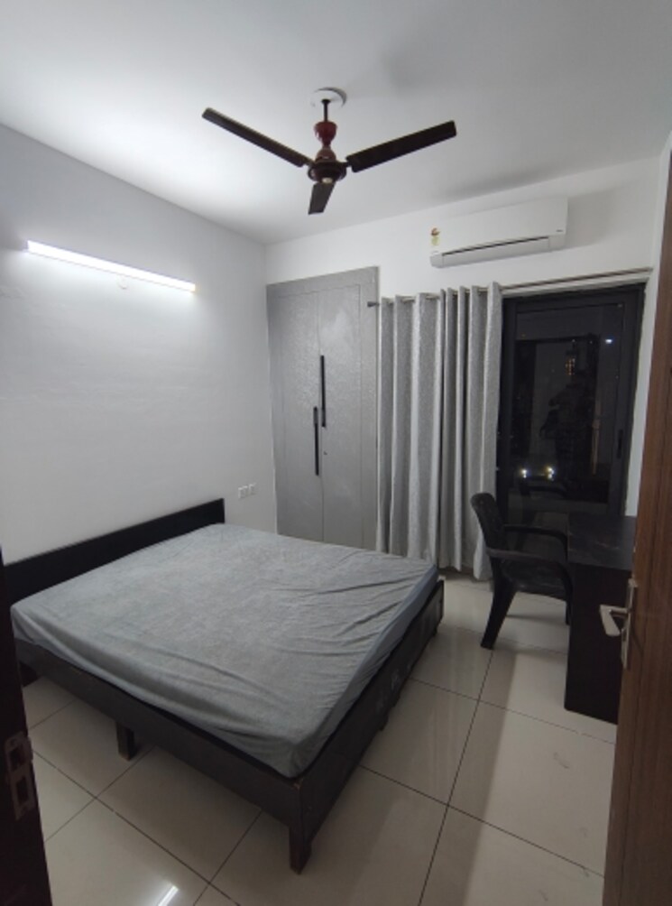 Bedroom, amrapali-golf-homes 3 Bedroom 1115 Sq.Ft. Apartment In Sector 4 Greater Noida Greater Noida 8858522