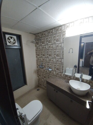 Bathroom in 3 BHK Apartment at Amrapali Golf Homes, Sector 4 Greater Noida – for Rent