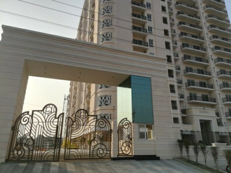 Exterior View, radhey-krishna-casa-green-exotica 2.5 Bedroom 1195 Sq.Ft. Apartment In Vrindavan Yojna Lucknow 8858525