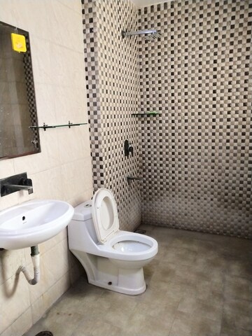 Bathroom in 2 BHK Builder Floor at RWA Apartments Sector 41, Sector 41 – for Rent