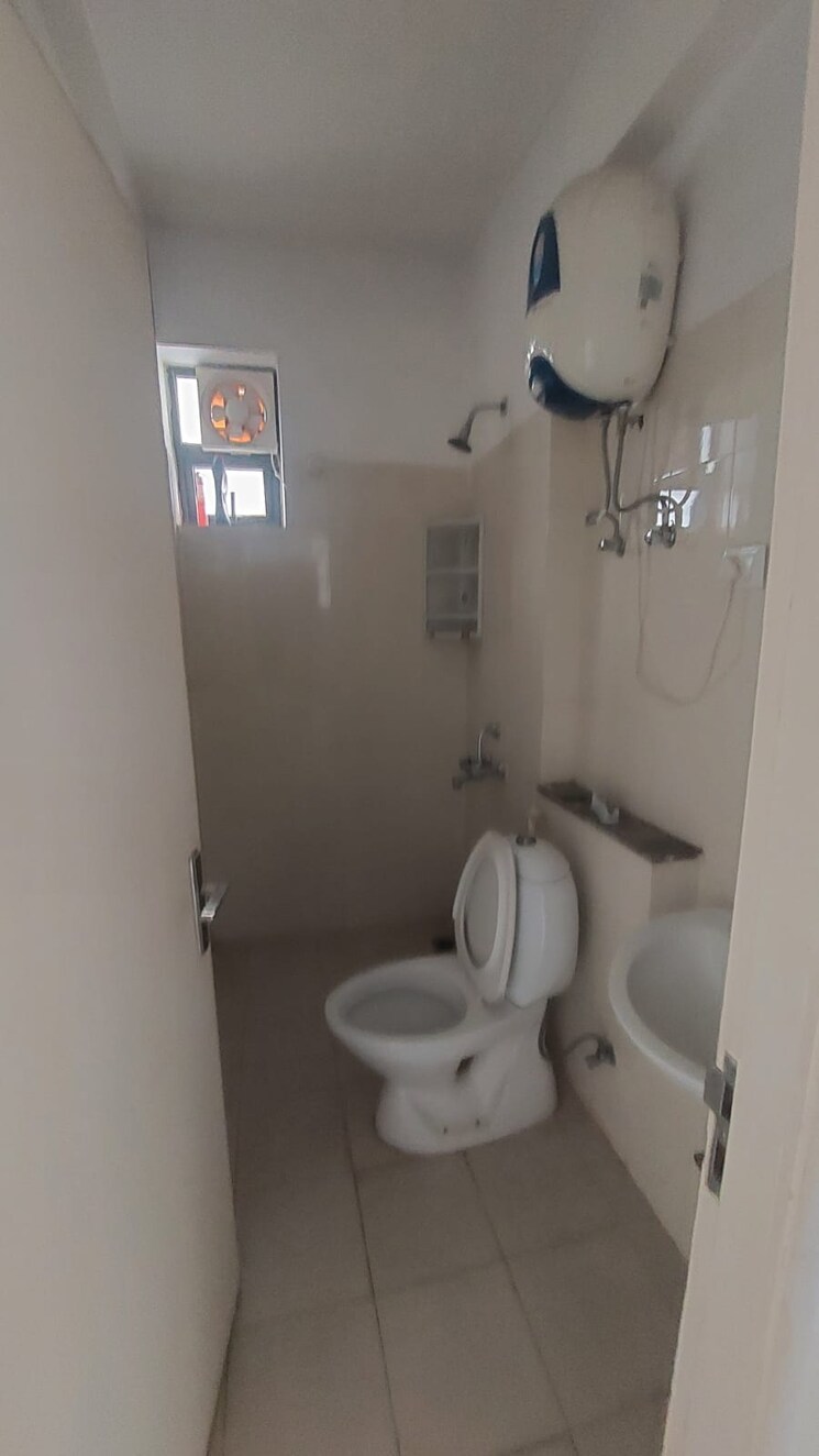 Bathroom, vatika-inxt-emilia-floors 2 Bedroom 929 Sq.Ft. Builder Floor In Sector 82 Gurgaon 8858531