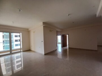 Room in 2 BHK Apartment at SMR Vinay Iconia Phase II, Kondapur – for Sale