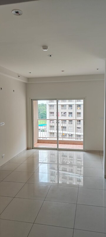 Room in 2 BHK Apartment at Sobha Dream Gardens, Thanisandra Main Road – for Sale