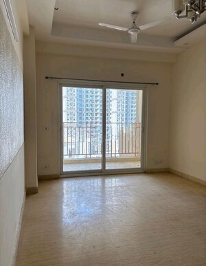 Room in 2 BHK Apartment at Jm Orchid, Sector 76 – for Sale