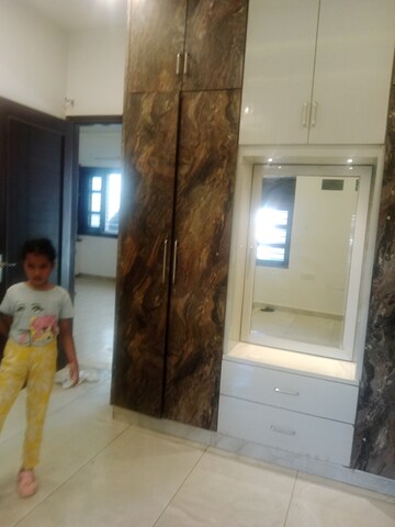 Furnished Amenities in 2 BHK Builder Floor at Sector 25 – for Rent