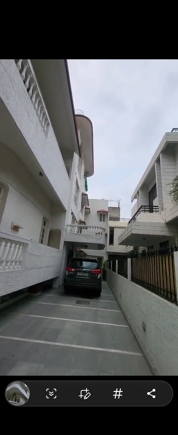 Staircase in 3 BHK Villa at Green View Apartment Sector 15A, Sector 15a – for Rent