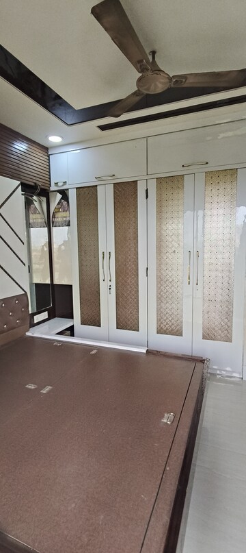 Bedroom in 3 BHK Apartment at Triveni Majesta, Kalyan West – for Rent