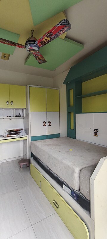 Kitchen in 3 BHK Apartment at Triveni Majesta, Kalyan West – for Rent