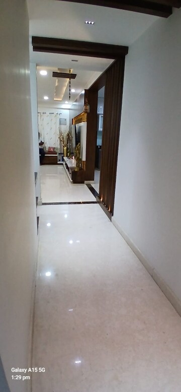 Building Lobby in 3 BHK Builder Floor at Banashankari – for Rent