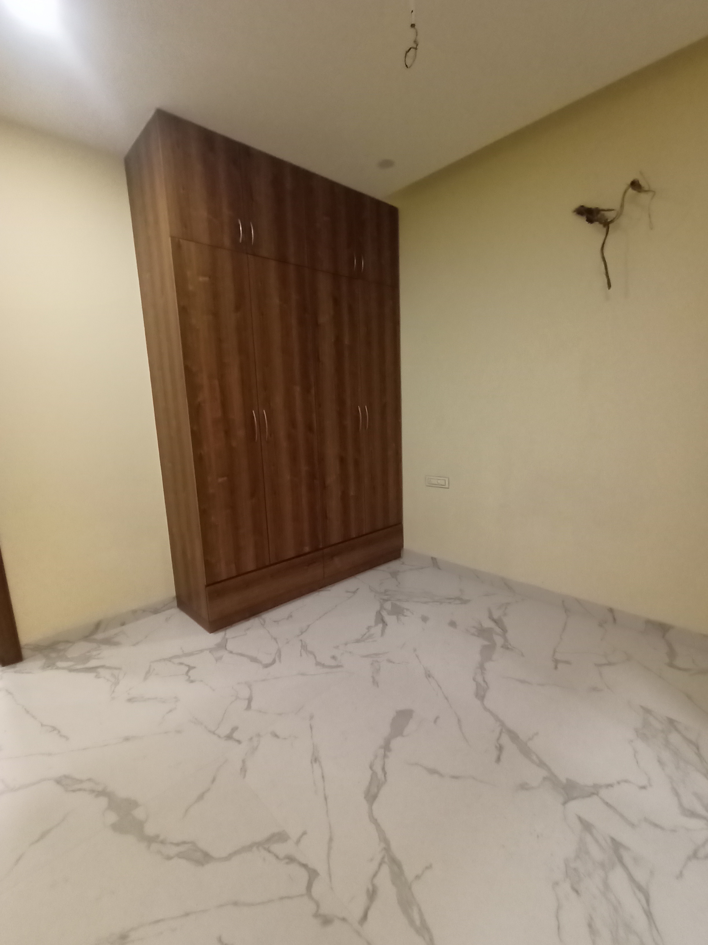 2 BHK + Study Room Independent House For Rent in Sector 11