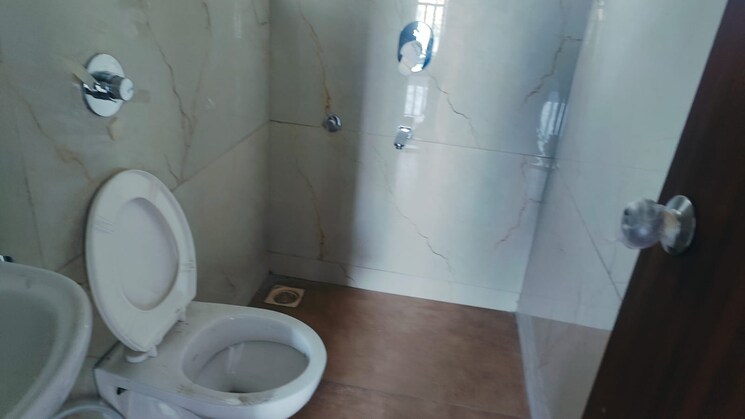 Bathroom, rosa-gardenia 1 Bedroom 450 Sq.Ft. Apartment In Ghodbunder Road Thane 8858750