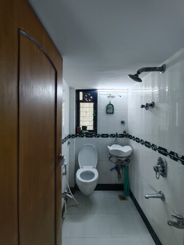 Bathroom in 3 BHK Apartment at Gold Mist, Vile Parle West – for Rent