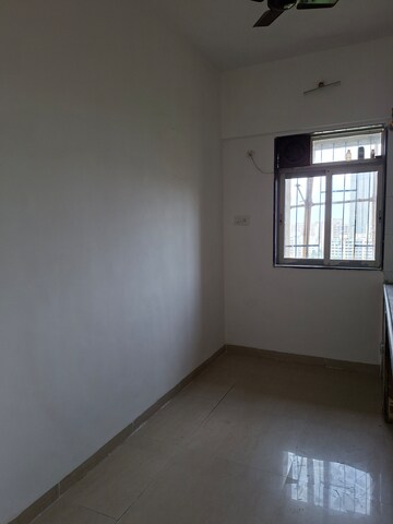 Room in 2 BHK Apartment at Vihang Valley Phase 2, Kasarvadavali – for Rent