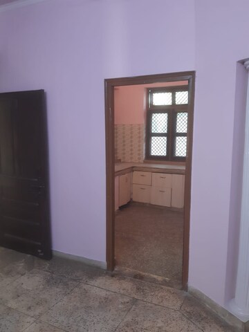 Room in 2 BHK Builder Floor at MVL IPark, Sector 15 – for Rent